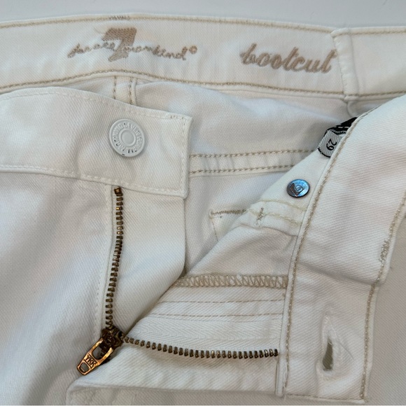 7 For All Mankind White Bootcut Jeans Women’s Size 29 - Picture 8 of 11